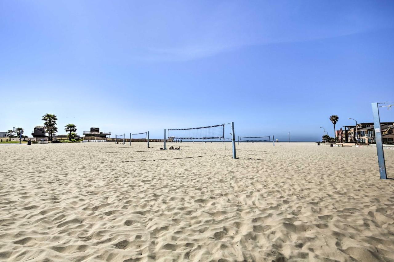 Apartment Hub With Bay Views - 1 Block To Beach! San Diego